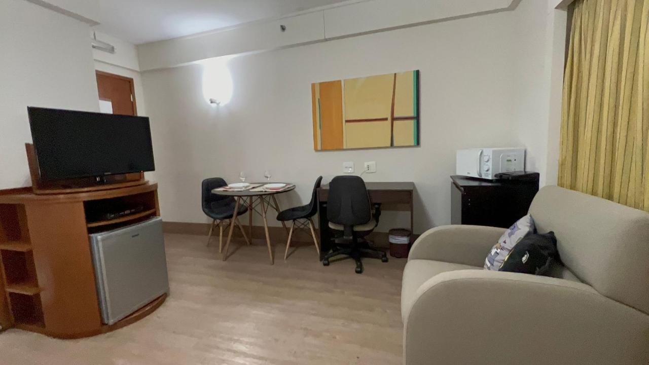 Flat C/ Garagem Na Rua Borges Lagoa 1179 Uh518