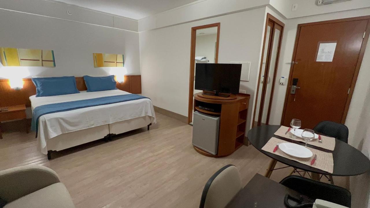 Flat C/ Garagem Na Rua Borges Lagoa 1179 Uh518 Hotel